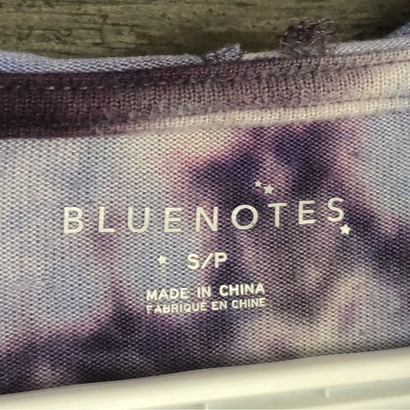 Bluenotes size small blue/Purple tie dye cropped hoodie - Picture 4 of 4
